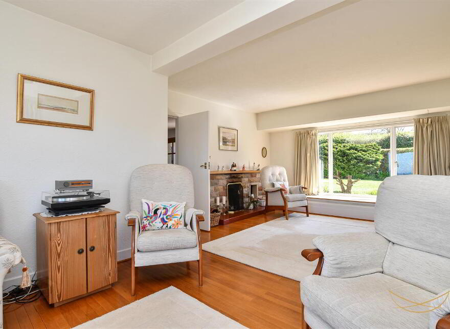 Aghnadore, 23 Whin Road, Ballygally, Larne, BT40 2QJ