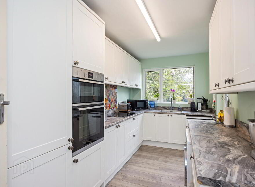 140 Sicily Park, Upper Lisburn Road, Belfast, BT10 0AQ