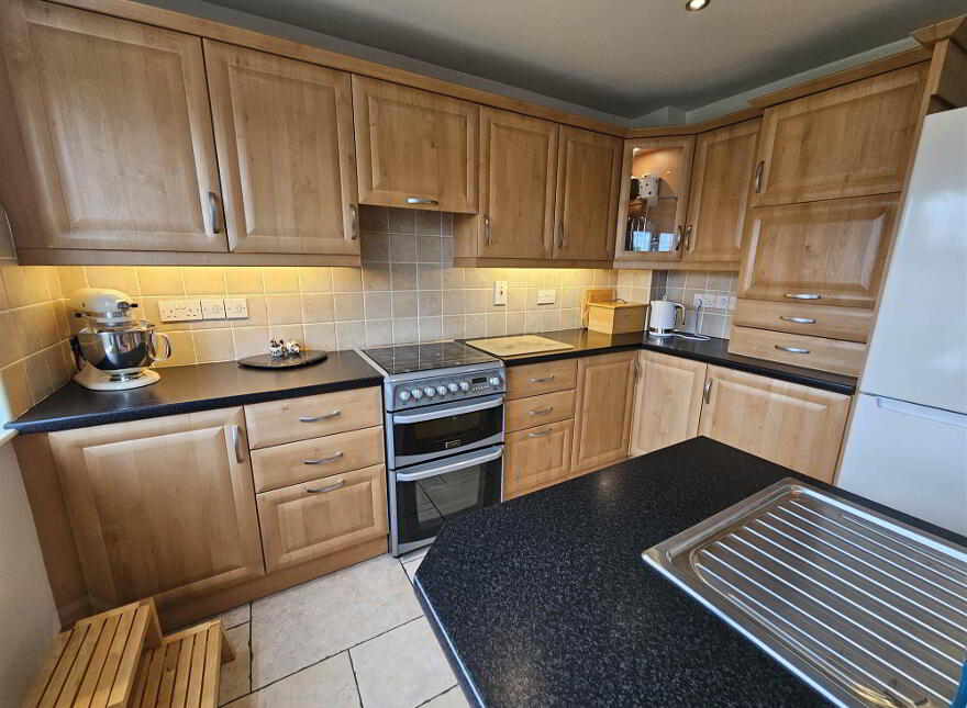 17 Berkeley Hall, Lisburn, BT27 5TZ