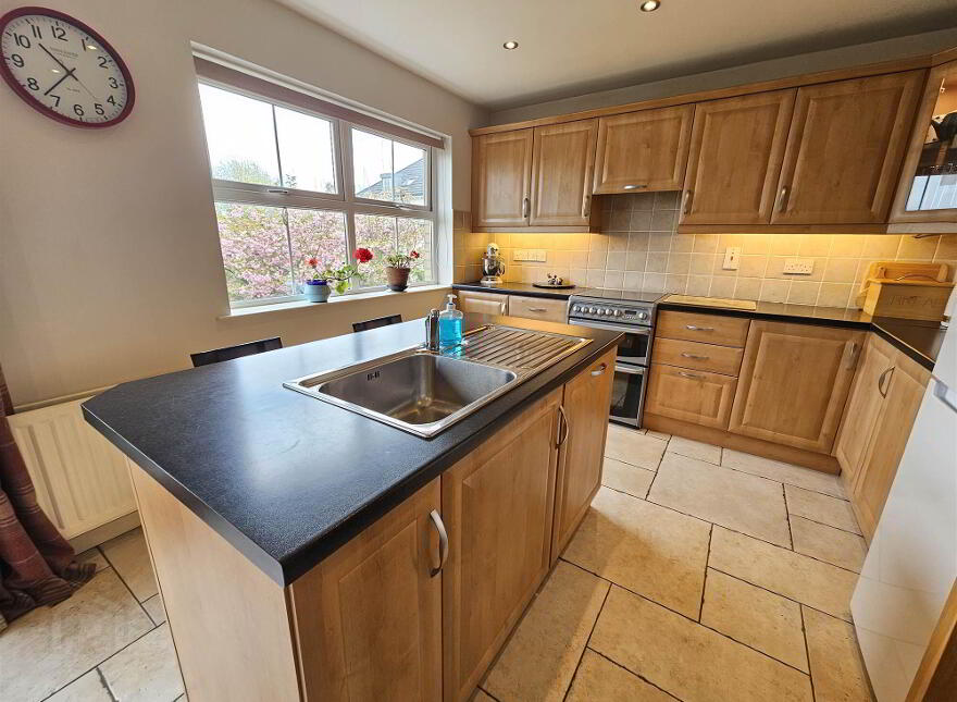 17 Berkeley Hall, Lisburn, BT27 5TZ