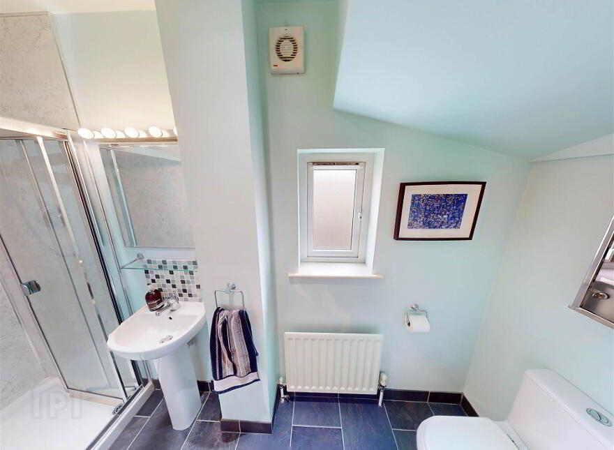 17 Berkeley Hall, Lisburn, BT27 5TZ