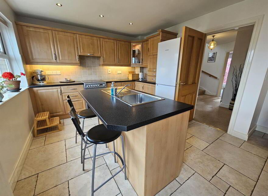 17 Berkeley Hall, Lisburn, BT27 5TZ