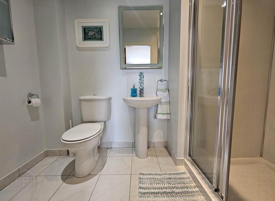 17 Berkeley Hall, Lisburn, BT27 5TZ