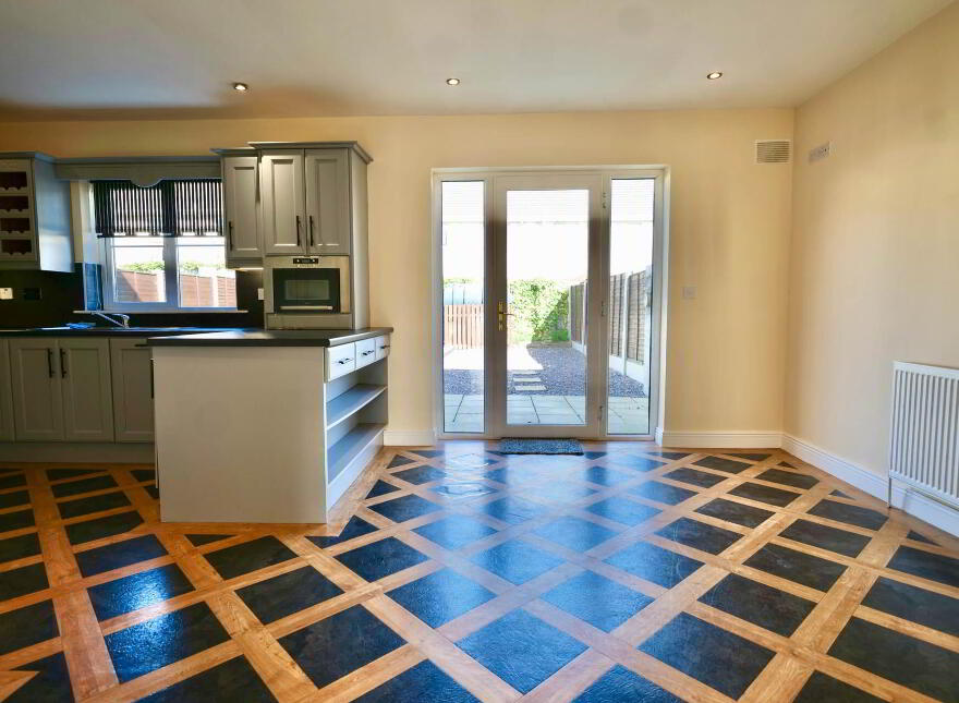 62 Woodfield Green, Newcastle West, V42F407