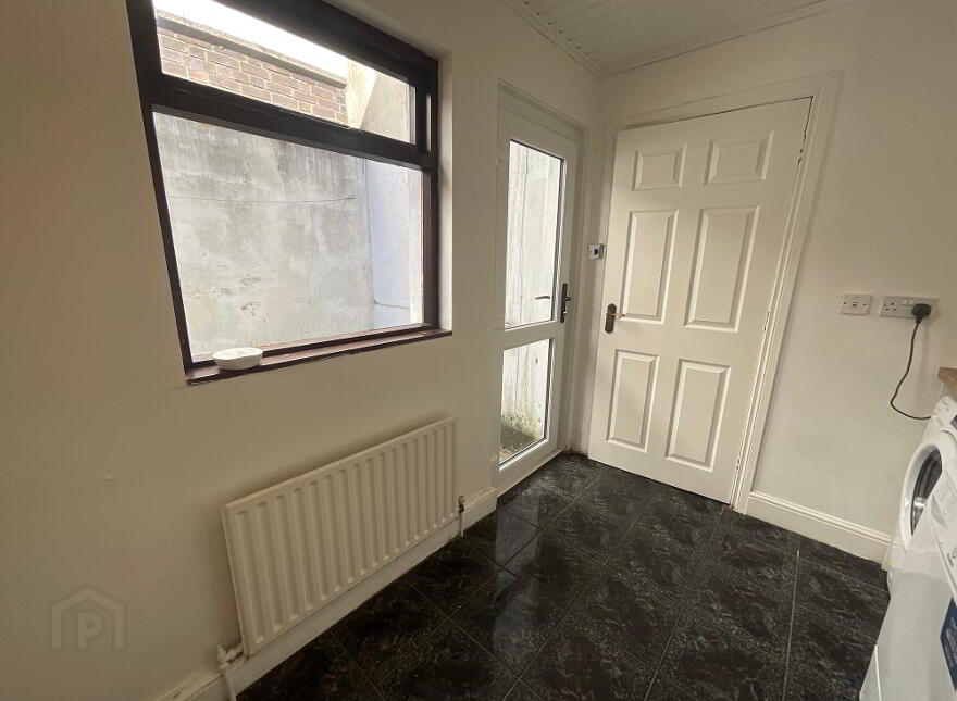 132 Tennent Street, Belfast, BT13 3GE