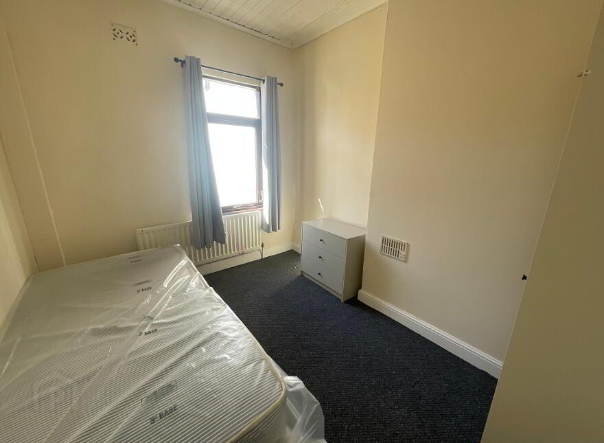 132 Tennent Street, Belfast, BT13 3GE