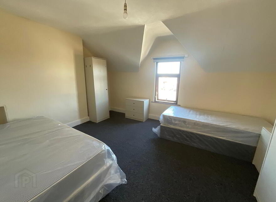 132 Tennent Street, Belfast, BT13 3GE