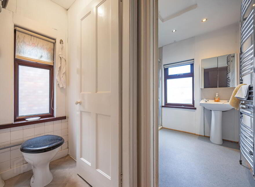 76 Downshire Road, Holywood, BT18 9LY