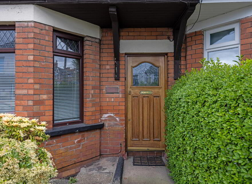 76 Downshire Road, Holywood, BT18 9LY