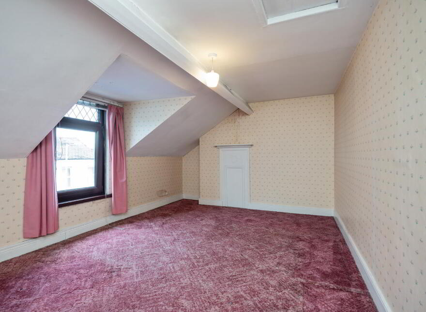 76 Downshire Road, Holywood, BT18 9LY