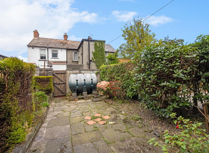 76 Downshire Road, Holywood, BT18 9LY