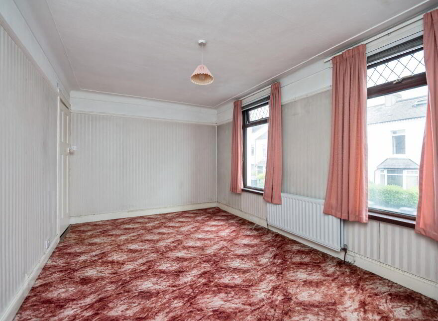 76 Downshire Road, Holywood, BT18 9LY
