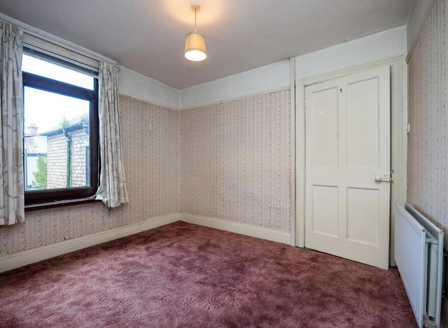 76 Downshire Road, Holywood, BT18 9LY