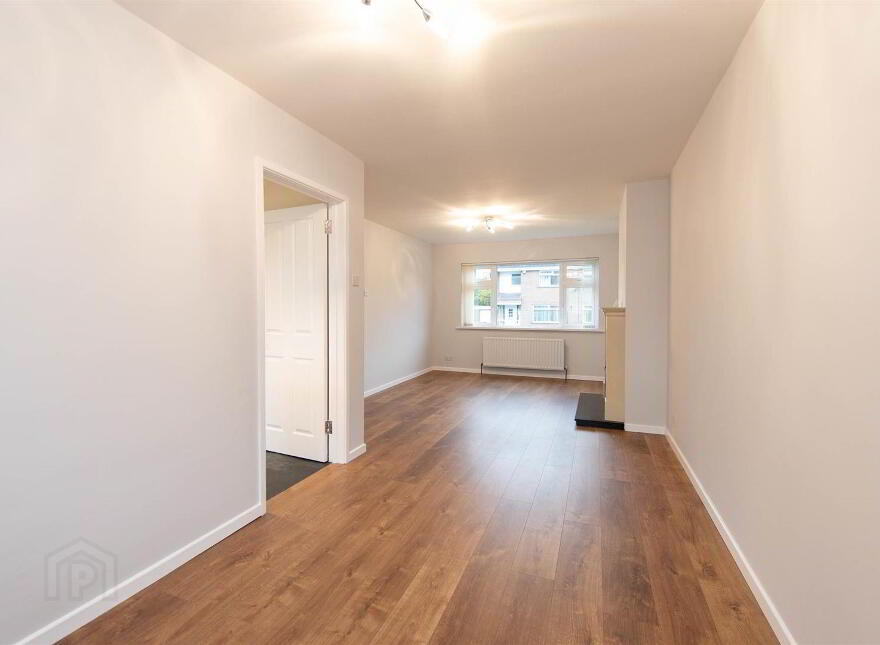 2 Knowes Crescent, Ballynahinch, BT24 8LJ
