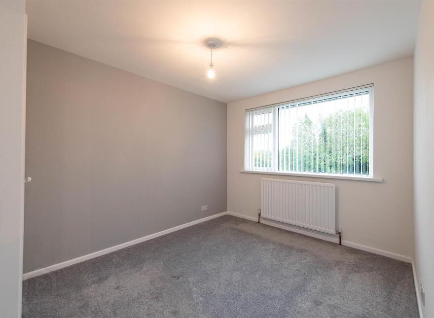 2 Knowes Crescent, Ballynahinch, BT24 8LJ
