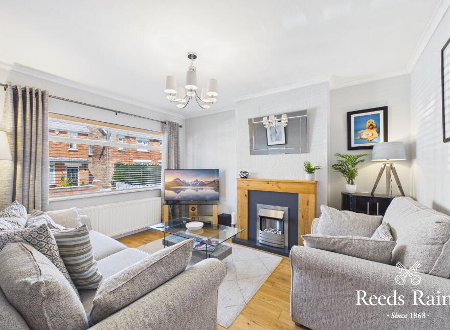 16 Bloomfield Park, Belfast, BT5 5JW