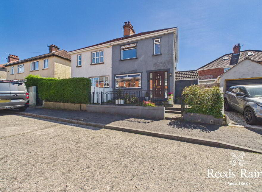 16 Bloomfield Park, Belfast, BT5 5JW