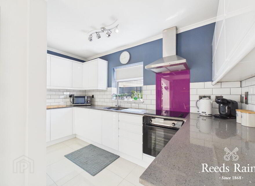 16 Bloomfield Park, Belfast, BT5 5JW