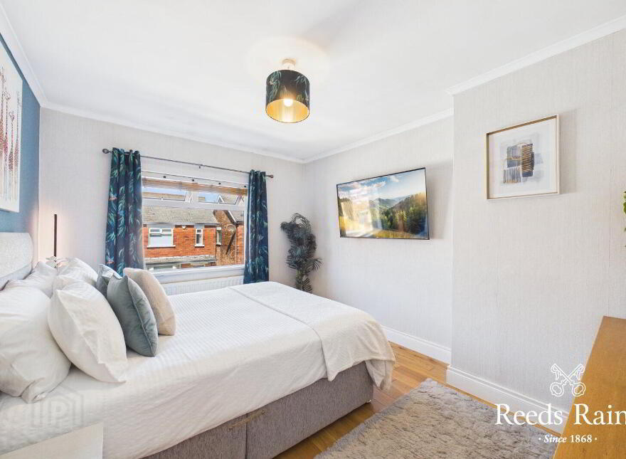 16 Bloomfield Park, Belfast, BT5 5JW