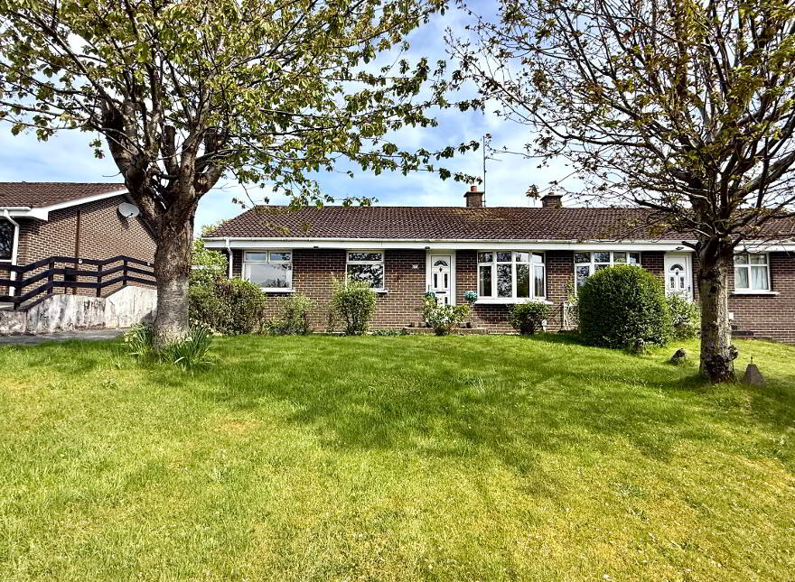 34 Lindenwood Park, Foylespring, Derry, BT48 0NX