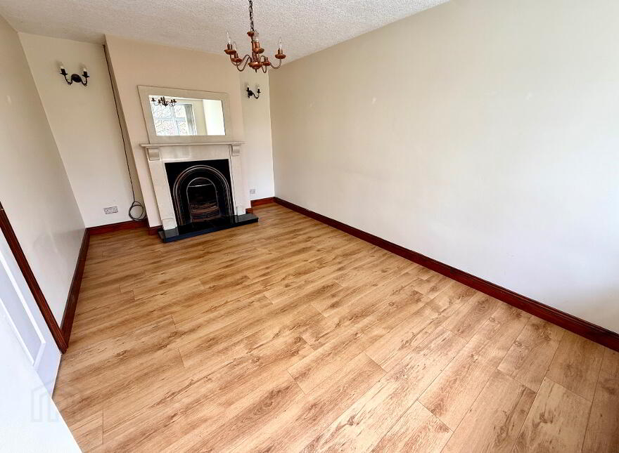34 Lindenwood Park, Foylespring, Derry, BT48 0NX