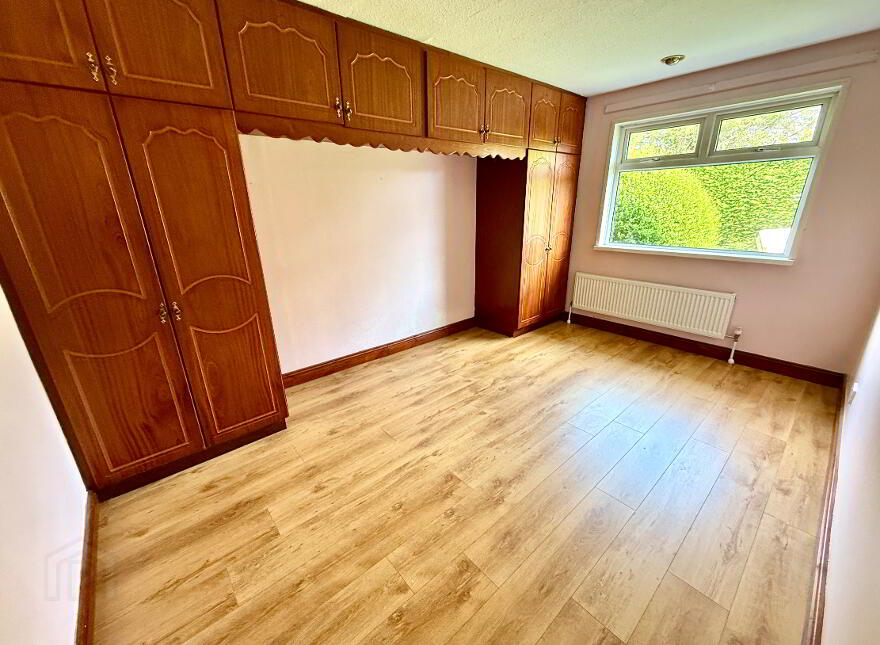 34 Lindenwood Park, Foylespring, Derry, BT48 0NX