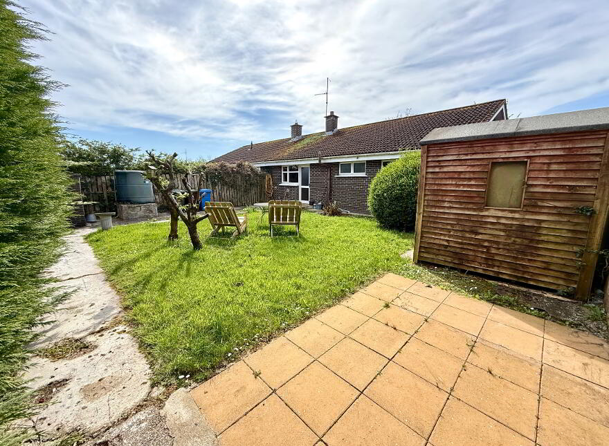 34 Lindenwood Park, Foylespring, Derry, BT48 0NX