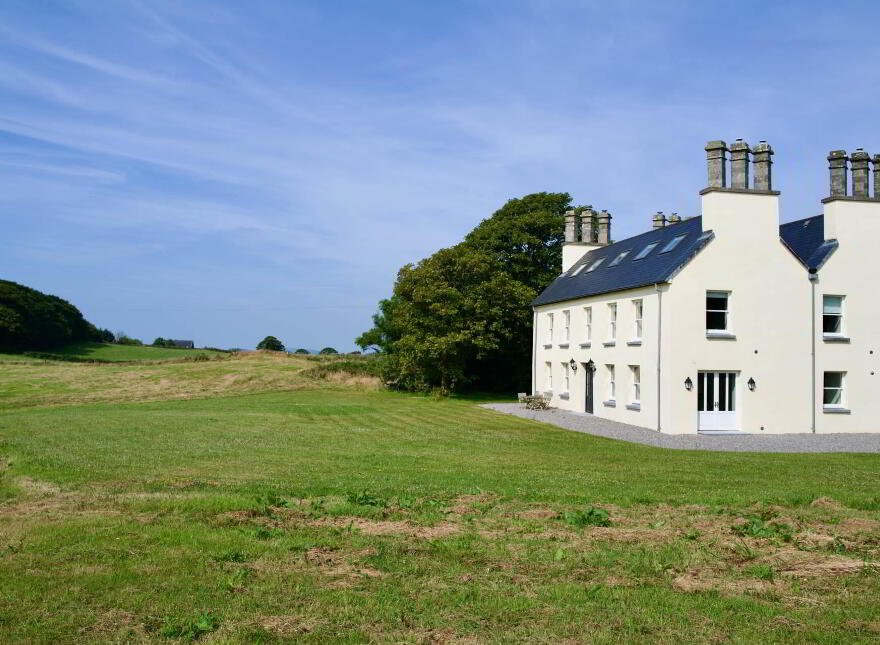 Drombeg House, Glandore, P81HX75