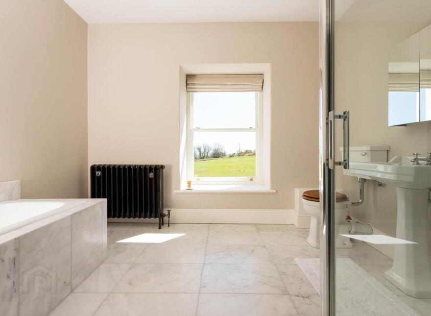 Drombeg House, Glandore, P81HX75