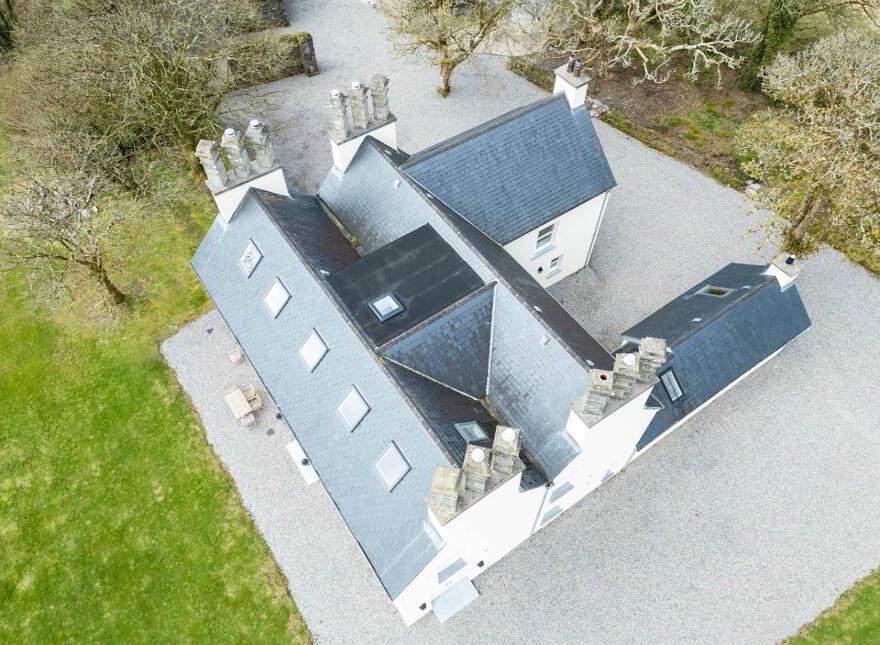 Drombeg House, Glandore, P81HX75