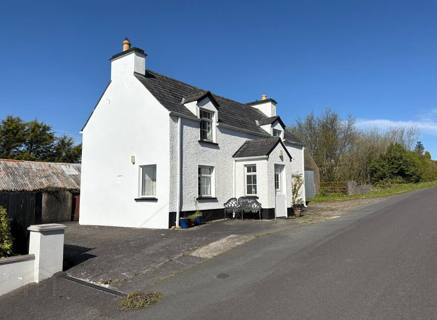 Salthill, Mountcharles, F94TK76