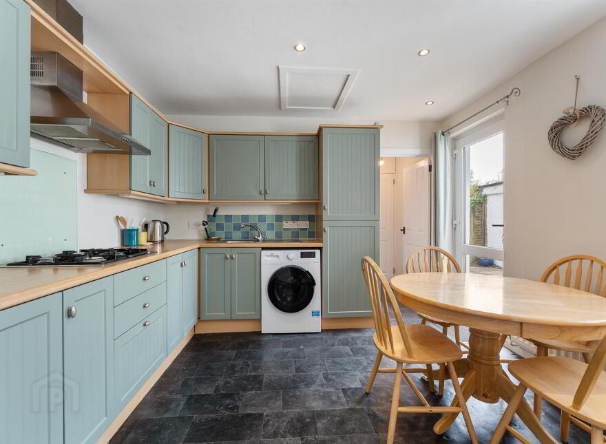 3 The Hill, Dunmurry, Belfast, BT17 9EY