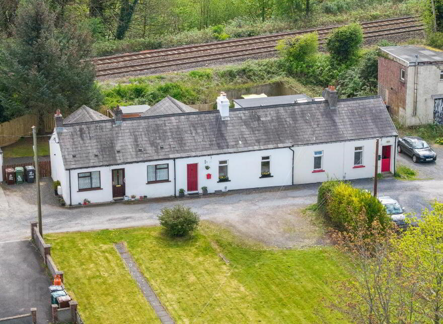 3 The Hill, Dunmurry, Belfast, BT17 9EY