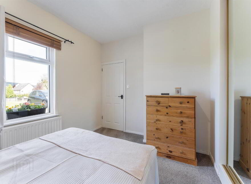 3 The Hill, Dunmurry, Belfast, BT17 9EY