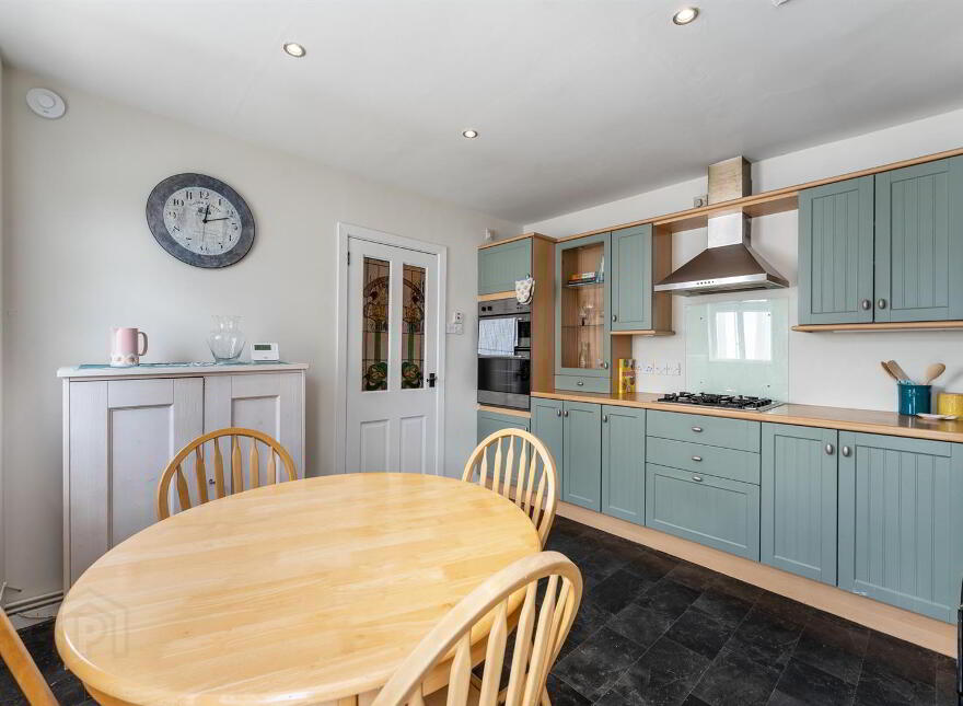 3 The Hill, Dunmurry, Belfast, BT17 9EY