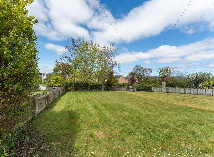 3 The Hill, Dunmurry, Belfast, BT17 9EY
