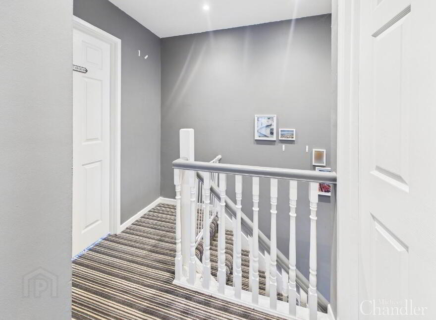2 Ballylenaghan Park, Castlereagh, Belfast, BT8 6WS
