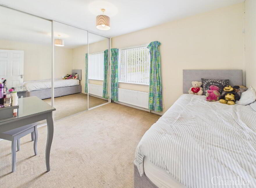 2 Ballylenaghan Park, Castlereagh, Belfast, BT8 6WS