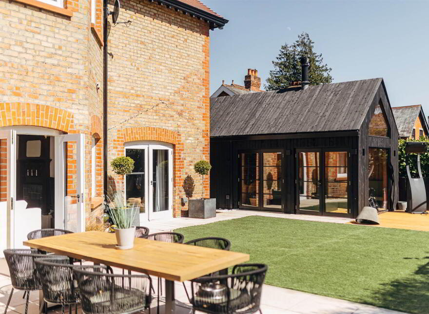 Firneside', 19 Deramore Park, Malone Road, Belfast, BT9 5JW