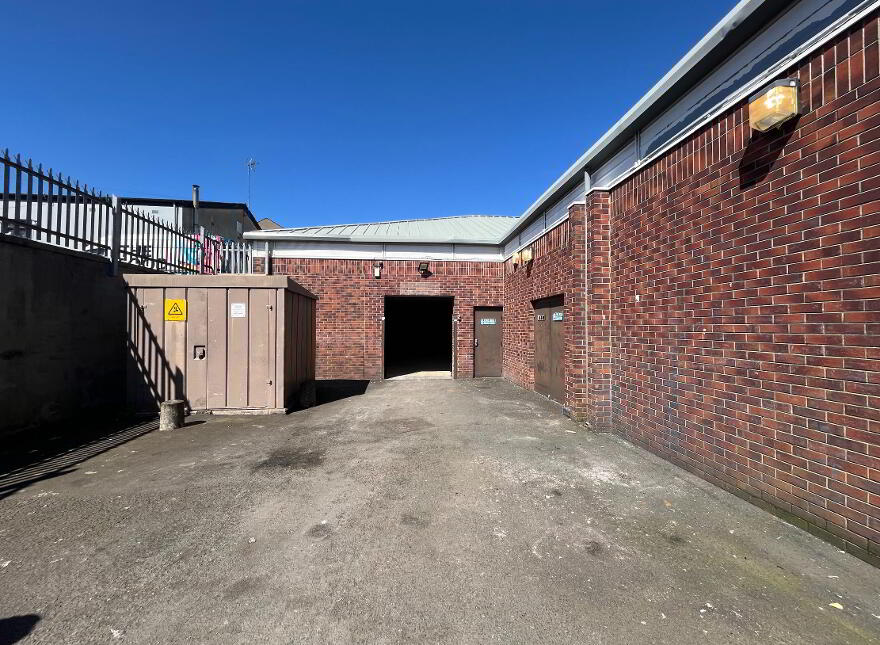 2a Kenlis Street, Banbridge, BT32 3LR