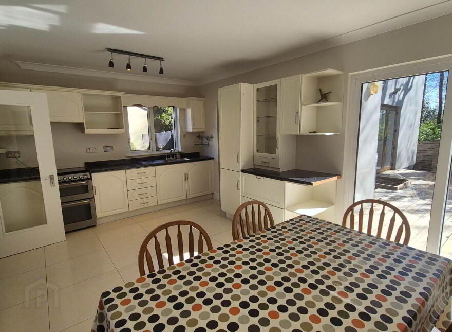 36 Whitethorn Grove, Letterkenny, F92DW92