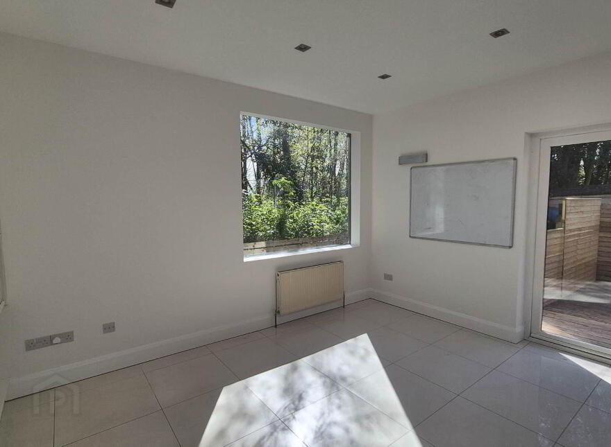 36 Whitethorn Grove, Letterkenny, F92DW92