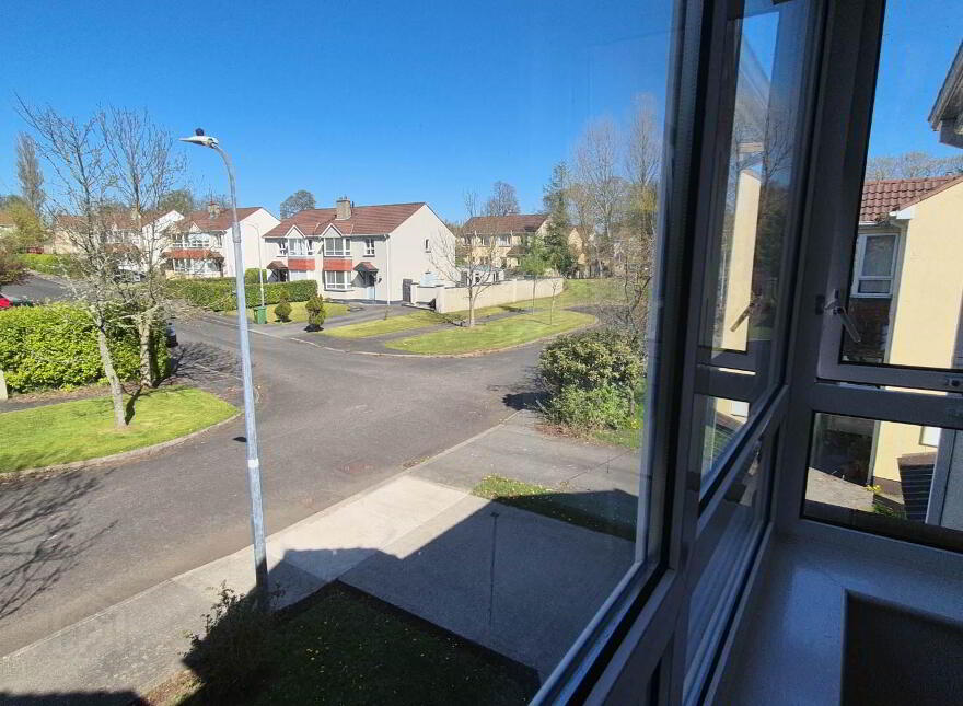 36 Whitethorn Grove, Letterkenny, F92DW92