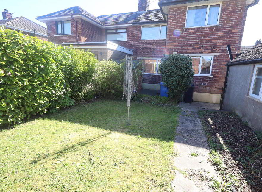6 Liscoole Park, Newtownabbey, BT36 6EL