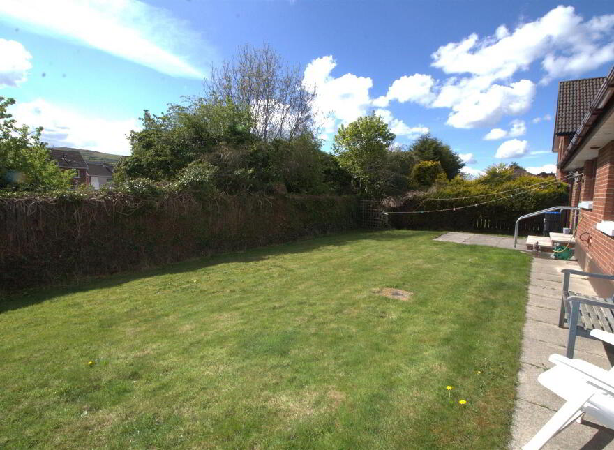 10 Blackthorn Road, Newtownabbey, BT37 0GH