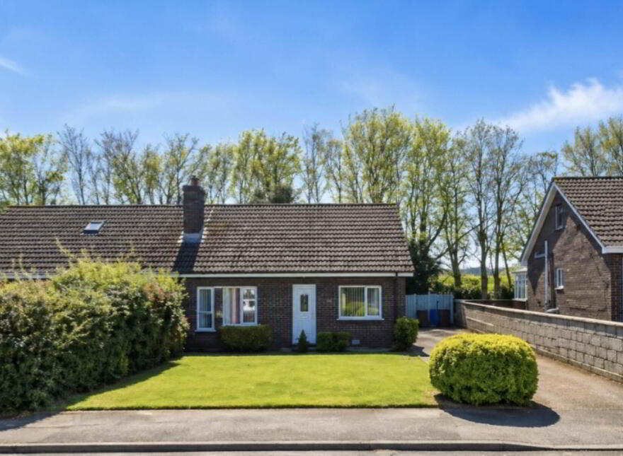 25 Lindenwood Park, Foyle Springs, Derry, BT48 0NX