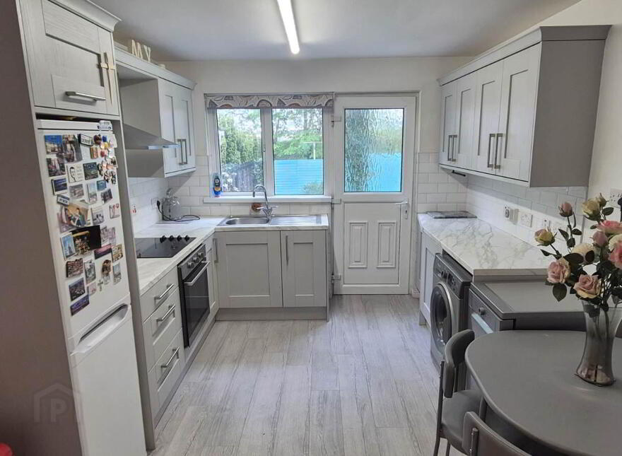 25 Lindenwood Park, Foyle Springs, Derry, BT48 0NX