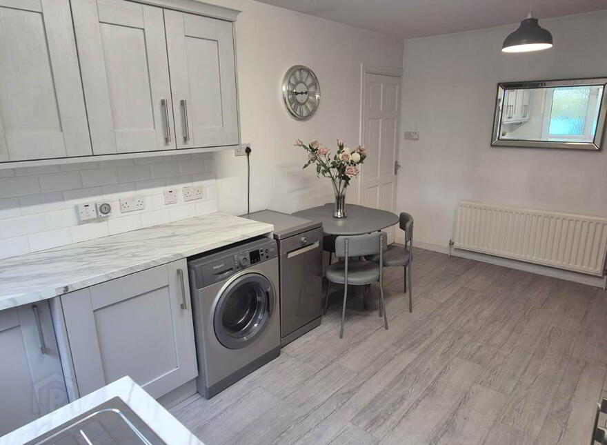25 Lindenwood Park, Foyle Springs, Derry, BT48 0NX
