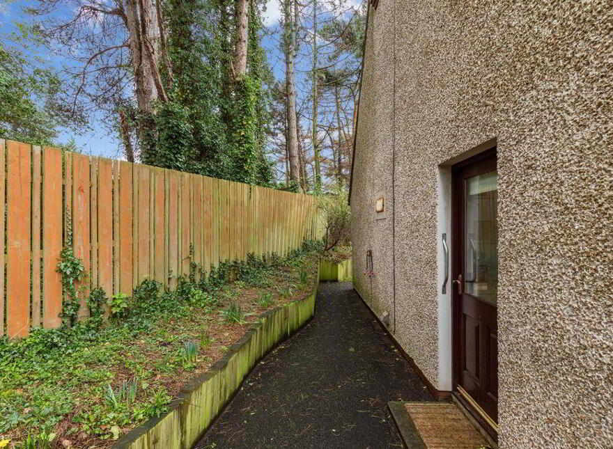 3 Gransha Park, Bangor, BT20 4XT
