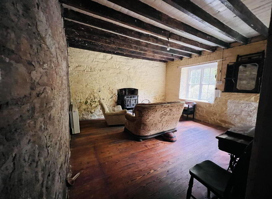 East, Lodge, Mount Pleasant, Bandon, P72KD50